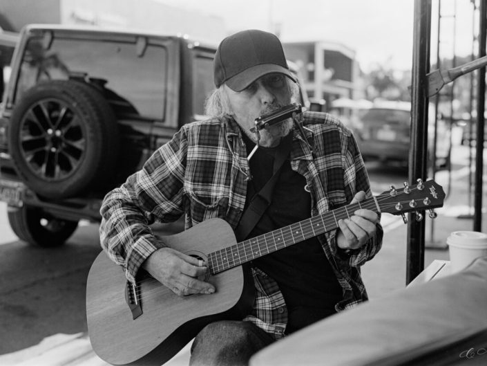 Walkin’ Around photos, Tri-X in the Fuji 690