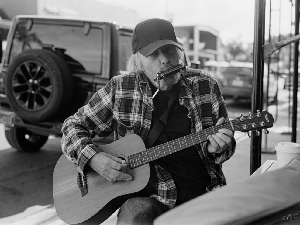 Walkin’ Around photos, Tri-X in the Fuji 690